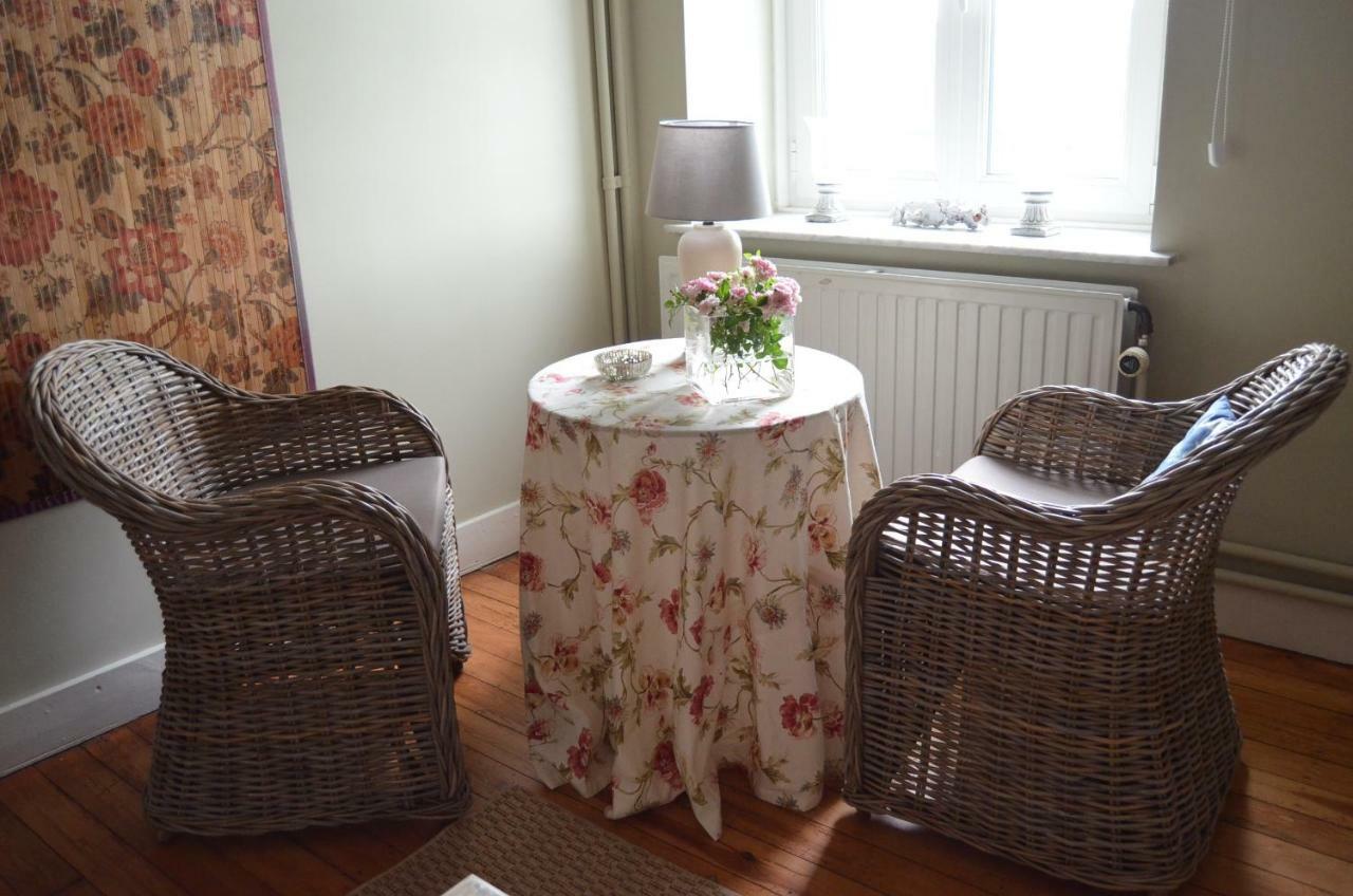 Bed and Breakfast Les Glaneuses Mettet Экстерьер фото